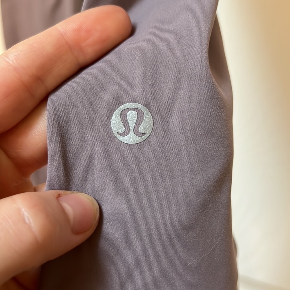 Lululemon Fast and Free High Rise Tight - Picture 2 of 4